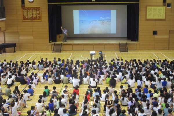小学校全集 丸亀市立富熊小学校 | 株式会社 日鋼サッシュ製作所