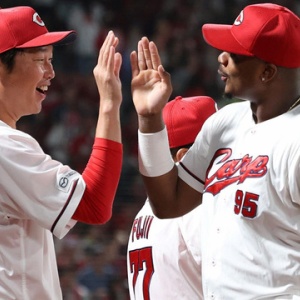 【超激レア】広島カープ　石井琢朗　プロコレユニフォーム　L 超激レア】広島カープ 石井琢朗 プロコレユニフォーム L