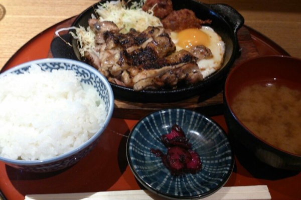 れーすのかーてん 未分類