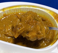 煮込みトロトロ牛すじカレーに決まり！「ラッキーピエロ 函館松陰店」