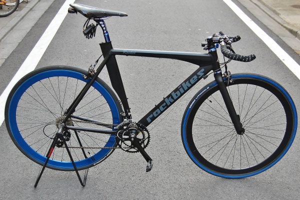 ROCKBIKES ROCKET サイズ530 ベルリンブルー ROCKBIKESのフラッグシップモデル・ROCKET（ロケット