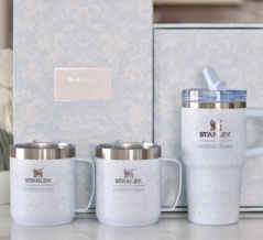 スタンリーxLoveShackFancyコラボとキティーちゃんxスタバコラボ購入品