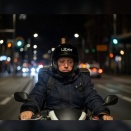 深夜にウーバー配達員(30歳)ワイの人生について考えてほしい