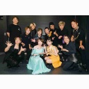 伊藤蘭　「趣里もありがとうー」ライブ共演の母娘2S　昨年出産もほっそりの趣里、ミニスカ近影公開