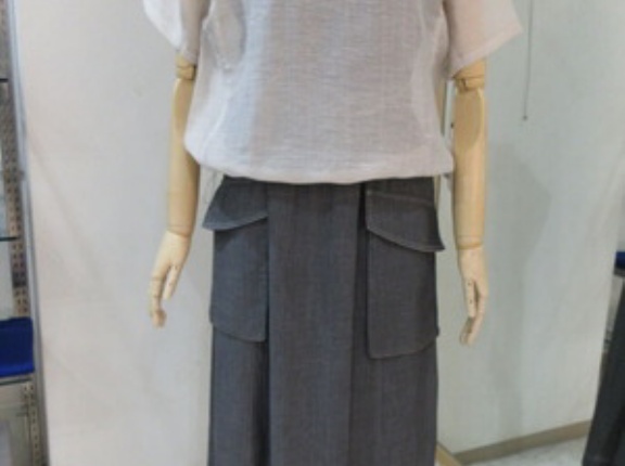 ガノッシュ、エアデニムカーゴロングスカート