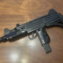 東京マルイ SMG UZI （ポンプアクション）