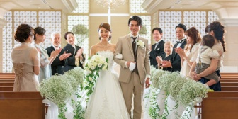 友人「秋に結婚式あげるから来て！余興もしてほしい！」その後音沙汰無しで予定の秋になってようやく連絡が来たと思えば自分勝手すぎる