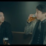 【画像】ひろゆき、人気俳優と顔の大きさが違いすぎるｗｗｗｗ