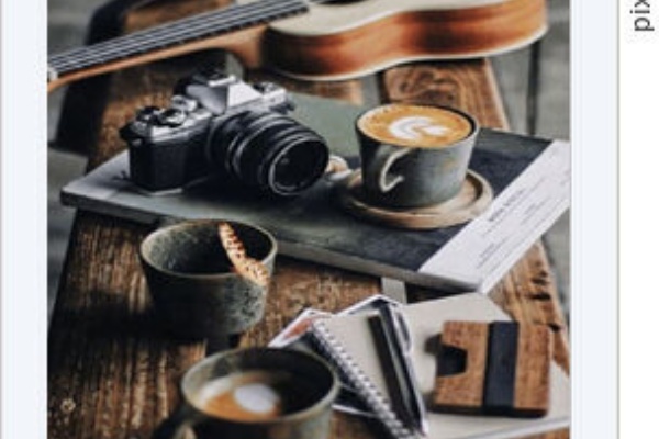 百舌鳥✴︎プロフ必読✴︎ページ ⇨plz swipe☕️ 小さい妖怪たちが住み着いてるカフェの休憩時間