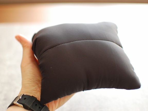 【ユニクロ】ヒートテックライニングパデッドマフラーは畳めるけれども！