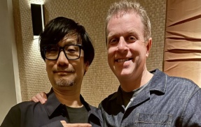 不仲説が流れていた小島秀夫監督とジェフ・キーリー、仲良しショットを公開！