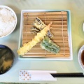 揚げたてサクサクな天ぷらをリーズナブルに食べたいならココもあり！千歳市錦町にある「天ぷら倶楽部 千歳店」に伺い 天ぷら定食をキメてきました！