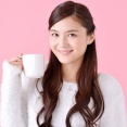 ちょっと1人で感動してる。所用があって実家近くの喫茶店で時間を潰してたんだけど、本棚があって見に行くと・・・