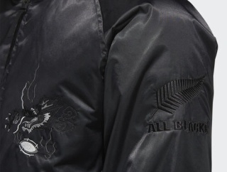 【画像】 アディダスの作ったスカジャンｗｗｗｗｗｗｗｗｗｗｗｗｗｗｗ