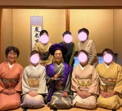 おかんさんの古希のお茶会へ