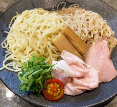 バビるほど美味しい！函館「RAMEN ROOM 18（ラーメンルーム ワンエイト）｣