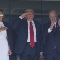 【朗報】クラブW杯さん…トランプ大統領が決勝戦来場でネット騒然…ハーフタイムショーも話題「CLより豪華」←これｗｗｗｗｗ
