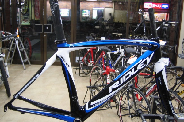 BH G5 (2010)サイズxs