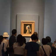 14年ぶりの感動！大阪中之島美術館「フェルメール《真珠の耳飾りの少女》展」に見るオランダ絵画の至宝