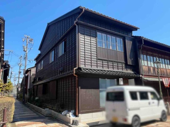 『ひがし茶屋街』に金沢を代表する寿司店『金沢まいもん寿司』がオープンするらしい。