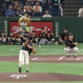 黒田みゆアナ　始球式のお尻！！【GIF動画あり】