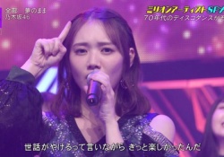 【画像】前髪下ろした田村真佑 vs 前髪上げた田村真佑、、、ファイ!!!!!!!!!