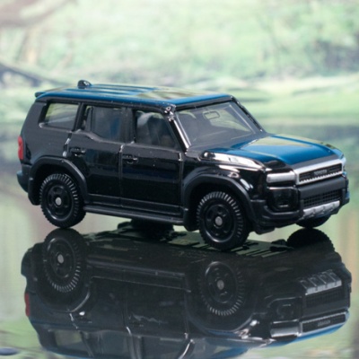 レビュー トミカ No.75 ツナグデザイン ウロボロス : ミニカー沼