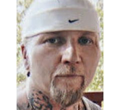 身内へ向けられる恐怖と怒りの暴発