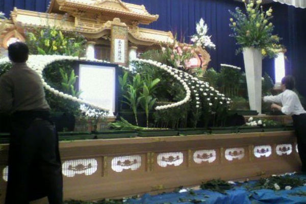 対称 非対称 花ユキ スタッフブログ