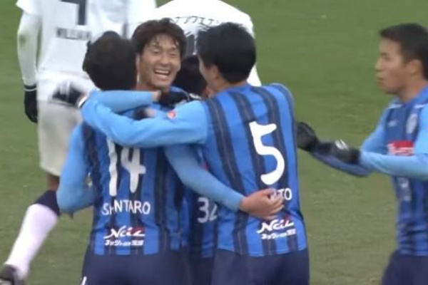 ｊ２サッカー通信 19