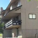 見知らぬ母親が勝手に他人の敷地に入って行った。続けて子供たちもフェンスを乗り越えて入って行く。あなた注意してよ！ → 無理です…