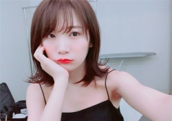 【速報】秋元真夏さん、ブログで「ワキ」画像を連投ｗｗｗｗｗ