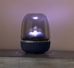 Wi-Fi搭載、上質な空間体験！プレミアムモデルHarman Kardon 「Aura Studio 5 Wi-Fi」