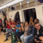 【あったけぇ】日本人がW杯開催国・カタールの電車に乗っただけで大盛り上がりな動画！ 最高の祭りなんだなぁ