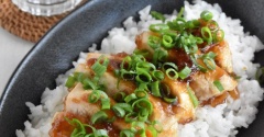 しつとり鶏むね肉で♪レモンチキン丼