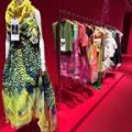 コシノヒロコ 90歳目前でも衰えぬファッションへの情熱!貴重なコレクション120点に“触れる”画期的な試みや最大規模の展覧会にかける思い