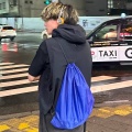 【画像】Z若者「トートバッグ？ショルダー？リュック？全部だっせぇ。今はこれ」