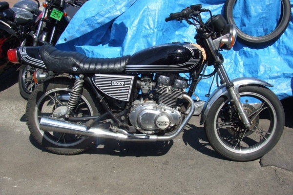 モリヤスBUILD&ENGINEERING - GSX250T改GS外装