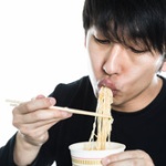 上司「お？コンビニ行くのか？お金渡すからついでにカップヌードル買ってきてくれ」←これの最適解
