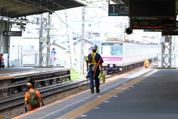 銀色電車研究室 ＠nano factory公式ブログ - 線路の話