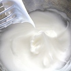 フライパンでしっとりふわふわ♪クリスマスブッシュドノエル♪