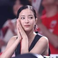 広瀬すず、また来たｗｗｗバスケ会場で黒服のオーラがヤバすぎて草ｗｗｗ