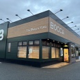 【開店】きのう25(日)ベイカーズテーブル「Bocca」がオープン。ベイカーズダズンのお惣菜、バトンのスイーツも買えるって。(沼津市玉江町)