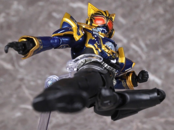 S.H.フィギュアーツ 仮面ライダーナーゴ ファンタジーフォーム レビュー