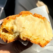 姫路　シュークリーム♪《フロマージュ》