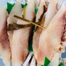 自家製「北海道ほっけの昆布〆」数量限定「本まぐろのカマ切り落とし（カマトロ）」！！刺身と海鮮丼「発寒かねしげ鮮魚店」