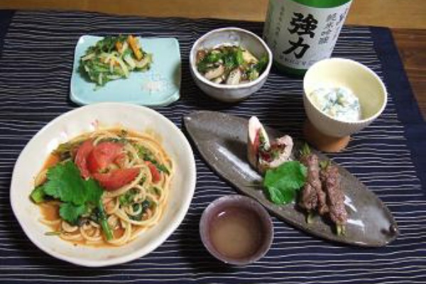 うど菜でいろんなお料理５品 旅行とワイン大好き おいしいおまけ付