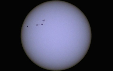 『投稿：BORG54アクロマートによる太陽黒点　2022/04/23』の画像