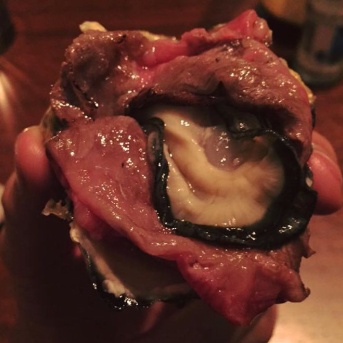 🎥🎧️”焼き肉”ならぬ”カキ肉”！？話題の「かきにくがとう」に潜入してきた