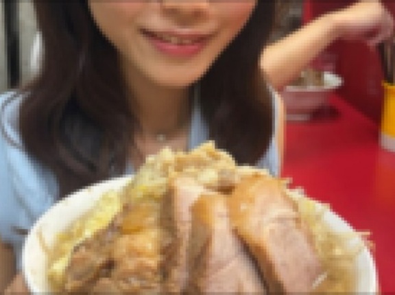 【悲報】ミス東大「ラーメン二郎三田本店の写真は撮影許可を取ってます」→炎上wwwwww
